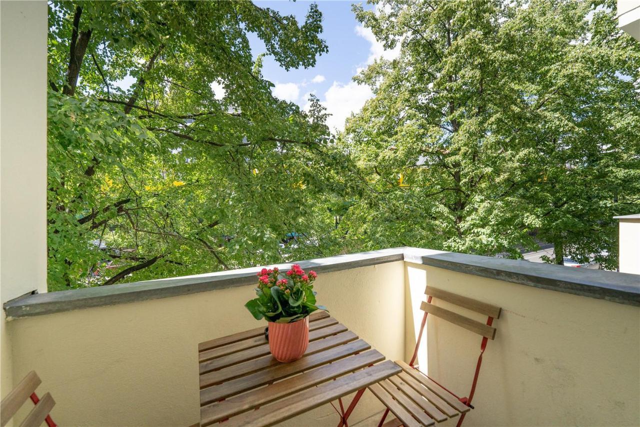 Holiday 33 Apartments Efg Schoenhauser Allee Mit Balkon Berlin Dış mekan fotoğraf