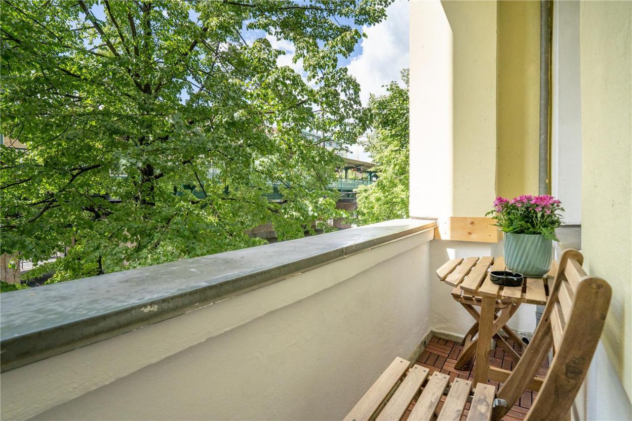 Holiday 33 Apartments Efg Schoenhauser Allee Mit Balkon Berlin Dış mekan fotoğraf